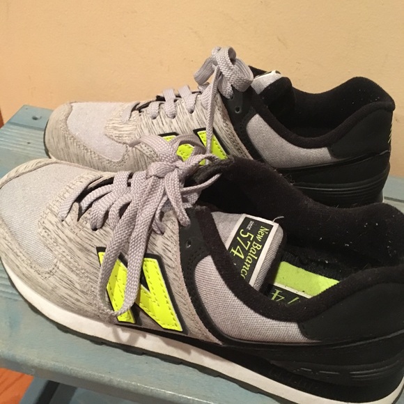 New balance 574 practically new size 7 - Picture 3 of 7
